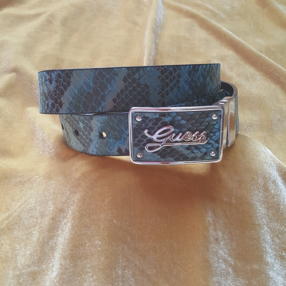 GUESS Blues fuax snake skin belt
